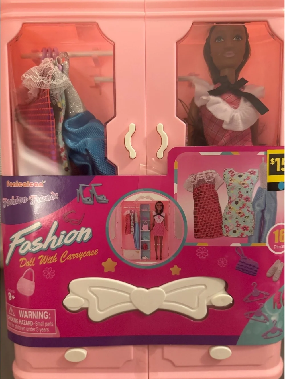 Feilecican Fashion Friends Doll With Carrycase - 16 Pieces